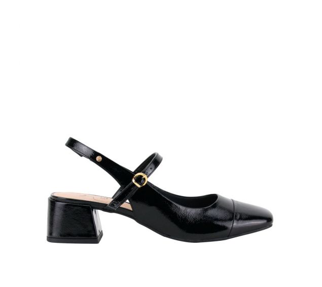 Sapato Feminino Chanel Em Couro Solis Verniz Preto 1436a6910